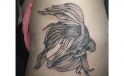 Sternzeichen Fisch Tattoo Mann